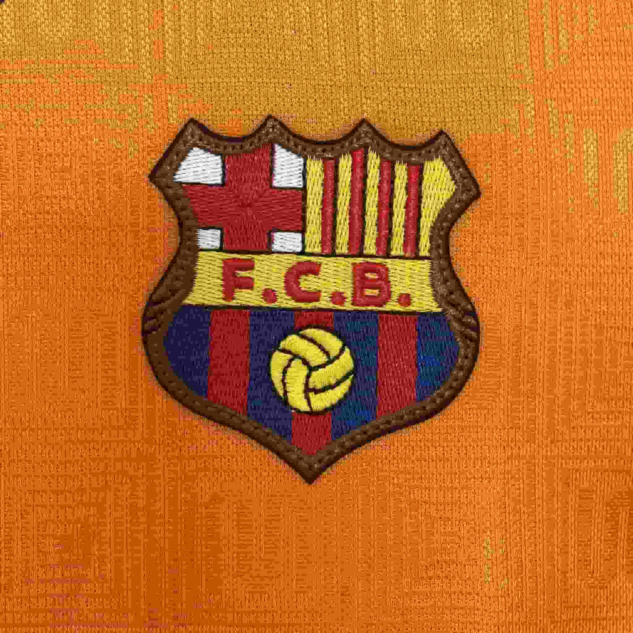 1991–92 Barcelona Away Retro Football Shirt