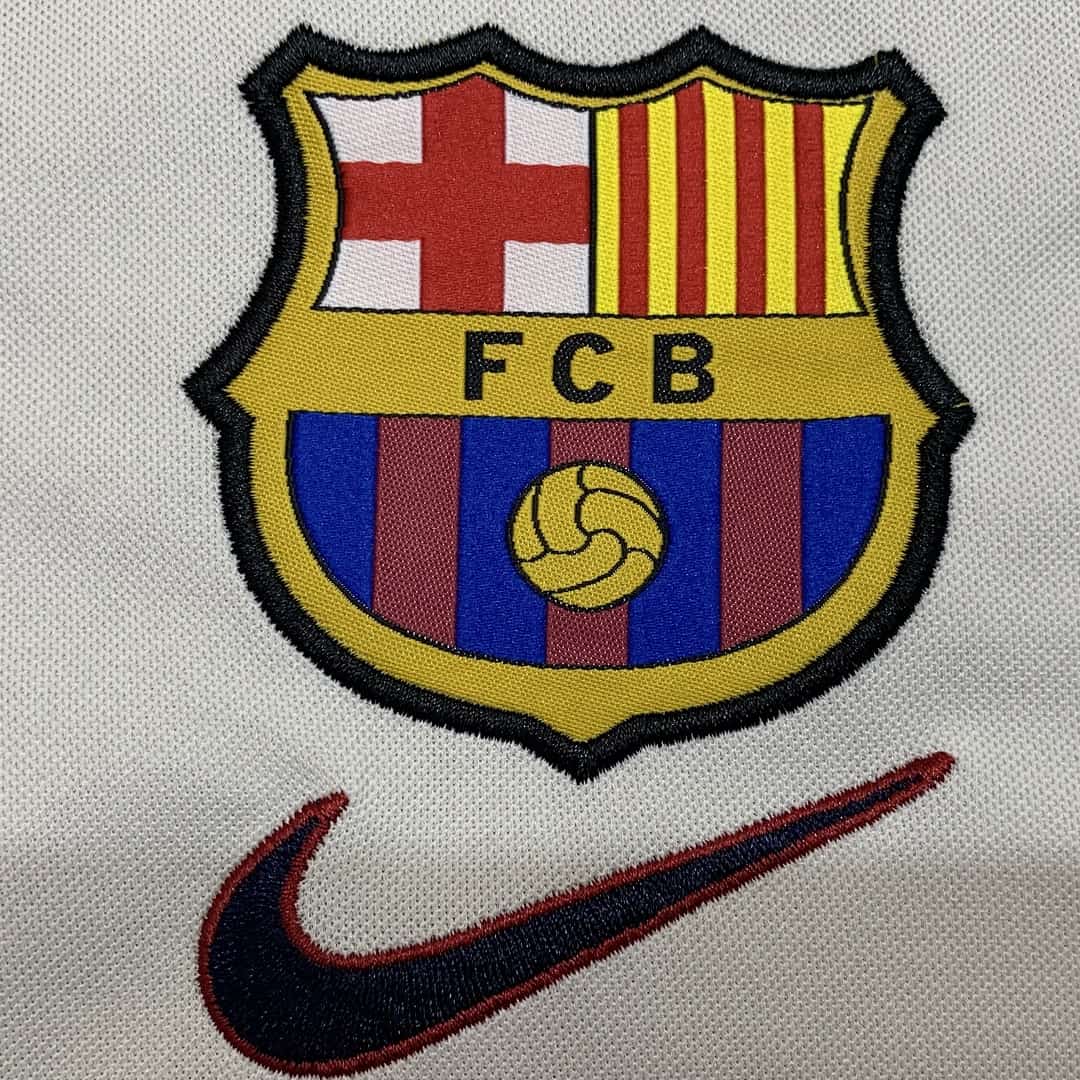 1998–01 Barcelona Away Retro Football Shirt