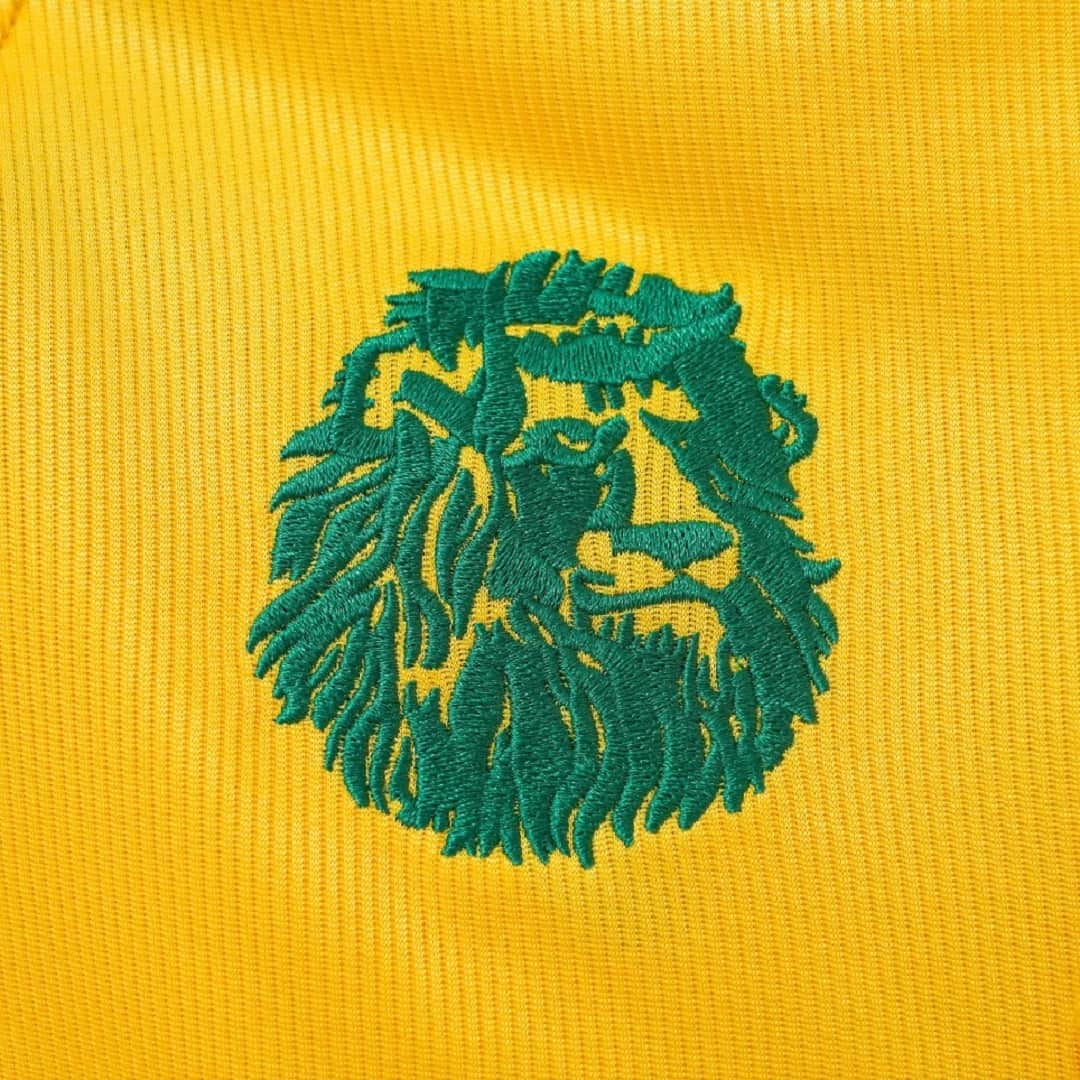 1998 Cameroon Away Retro Football Shirt