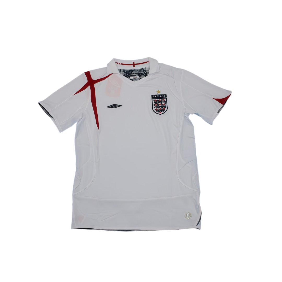 2006 England Home Retro Football Shirt  2006 England Home Retro Football Shirt