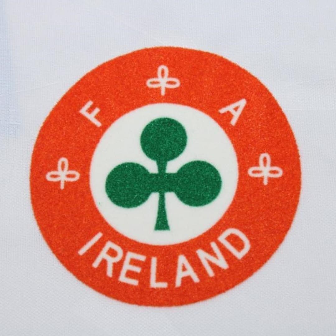 1990 Ireland Away Retro Football Shirt