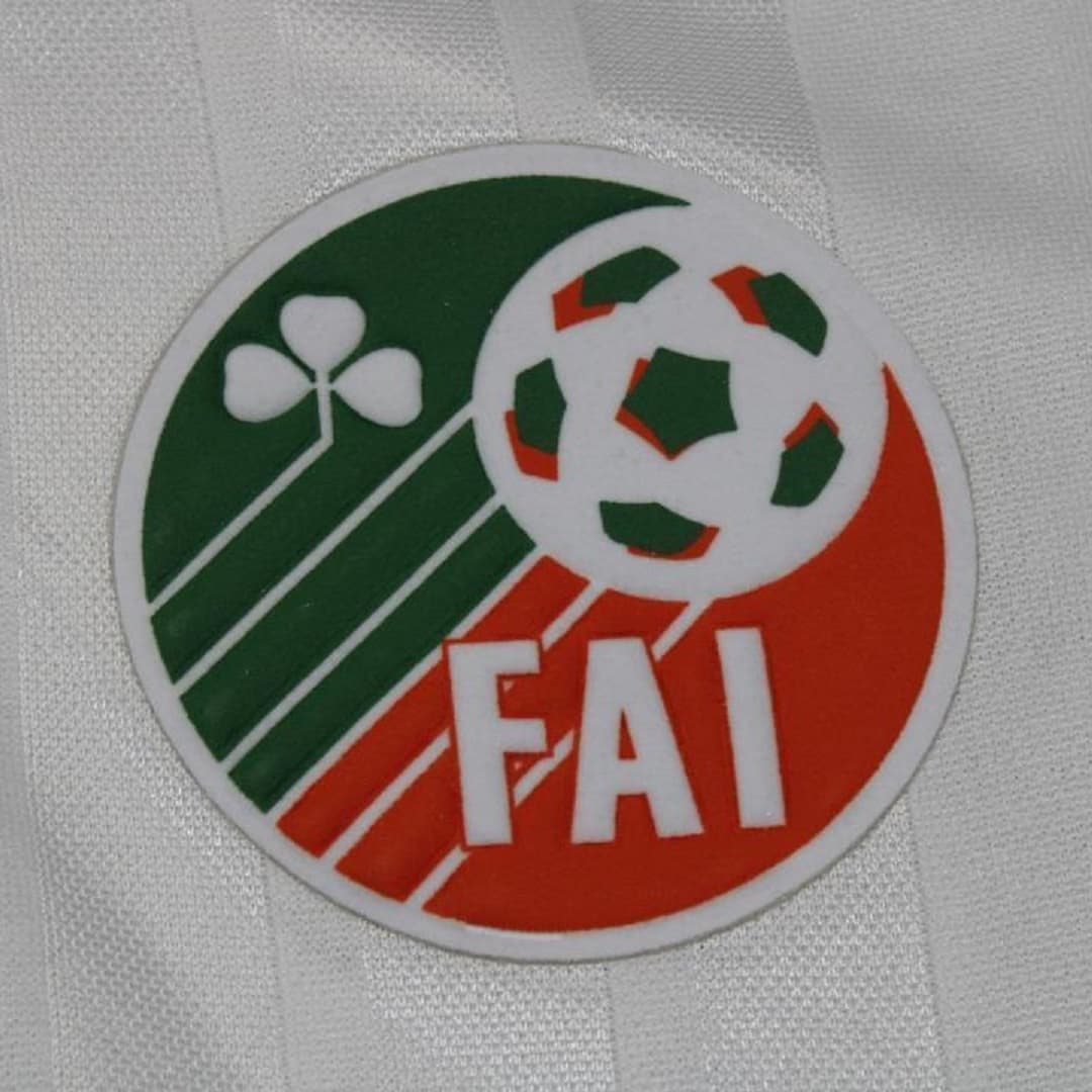 1992 Ireland Away Retro Football Shirt