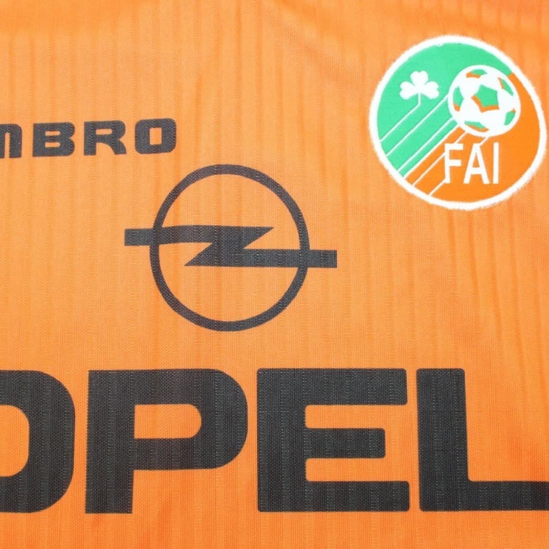 1996 Ireland Away Retro Football Shirt