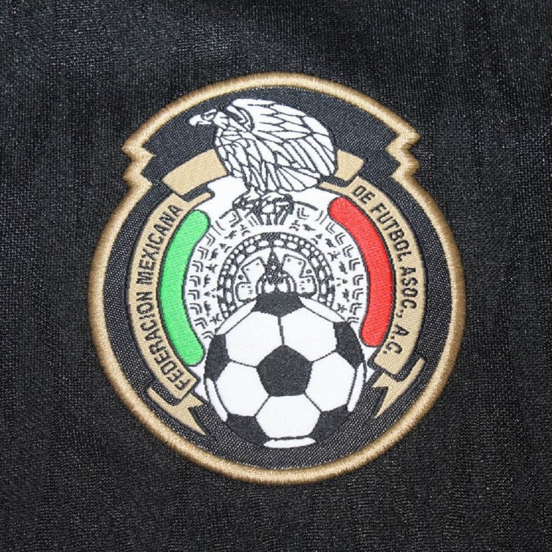 2010 Mexico Away Retro Football Shirt