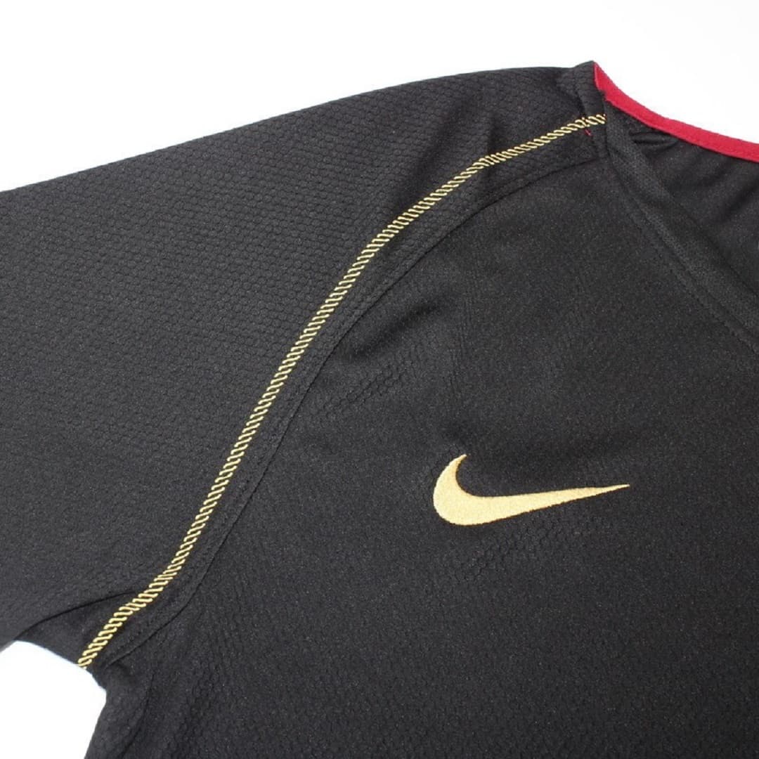 2006 Portugal Away Retro Football Shirt