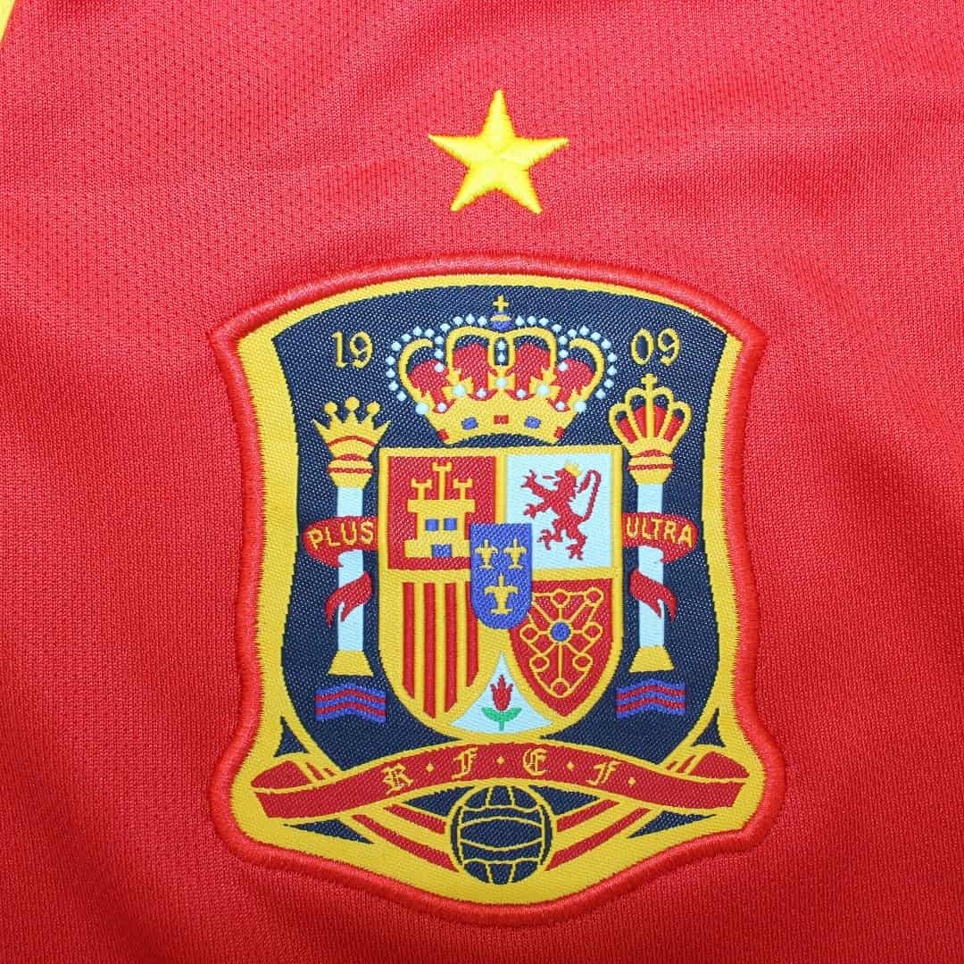 2013 Spain Home Retro Football Shirt