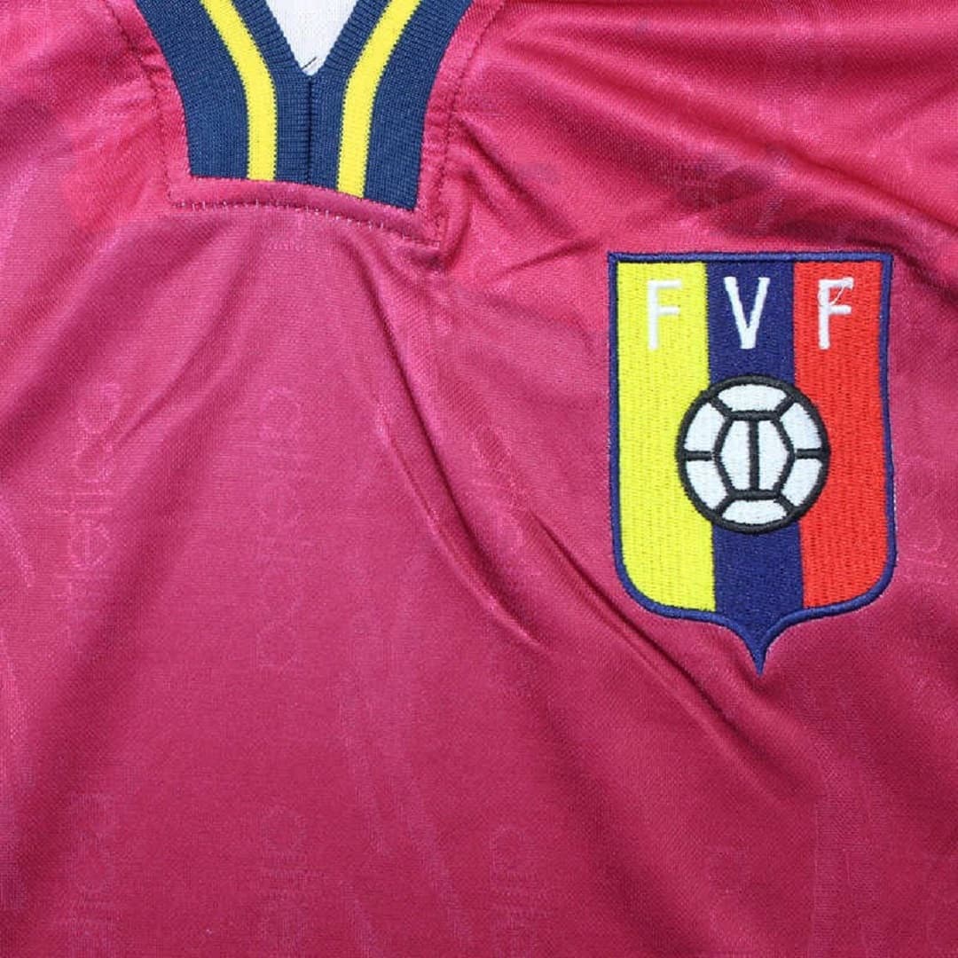 2000 Venezuela Home Retro Football Shirt
